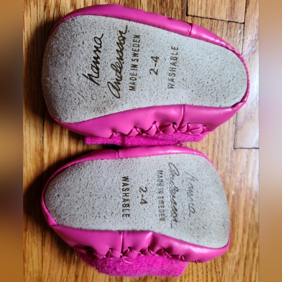 10 for $25 - Hanna Andersson Infant Girls Size: 2-4 Pink Sock Soft Sole Booties - Picture 4 of 4
